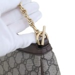 古驰 Ophidia 系列 GG Supreme 帆布腋下包