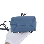 路易威登 Lockme 系列拼色牛皮迷你双肩包