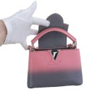 LV Capucines mini 女包