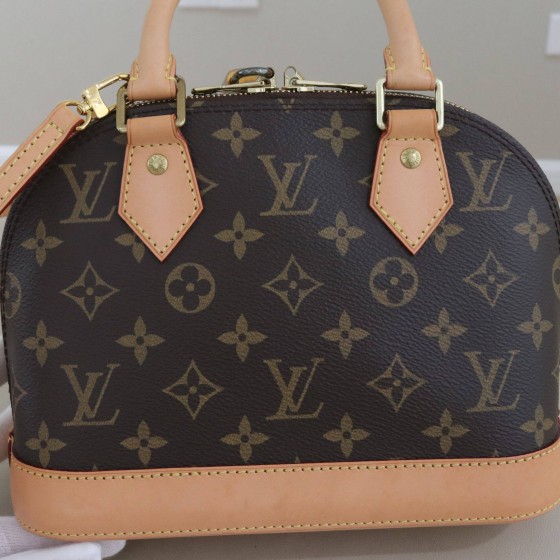 Louis Vuitton Alma BB