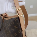 Louis Vuitton Carryall PM