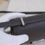 Hermès Constance