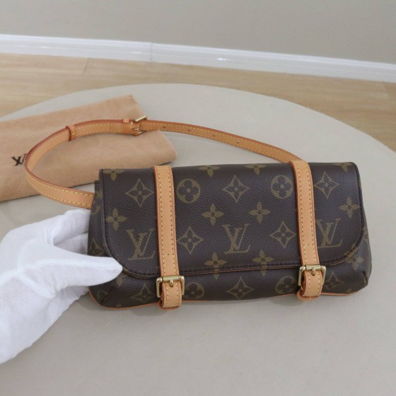 Louis Vuitton Pochette Marelle