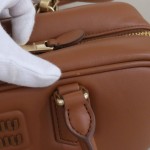 ミュウミュウ アルカディ ミニ ナッパレザー ボストンバッグ