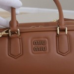 ミュウミュウ アルカディ ミニ ナッパレザー ボストンバッグ