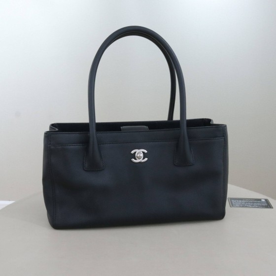 CHANEL Cerf Executive Tote Bag