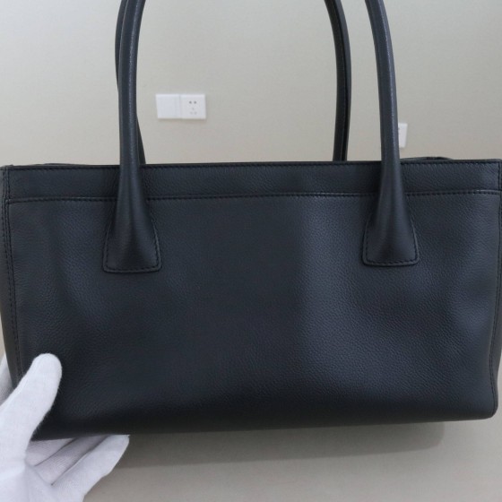 CHANEL Cerf Executive Tote Bag