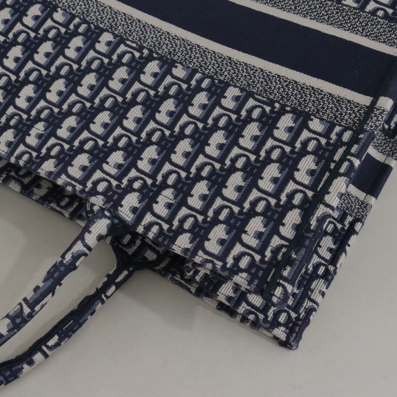 迪奥 Book Tote 手袋