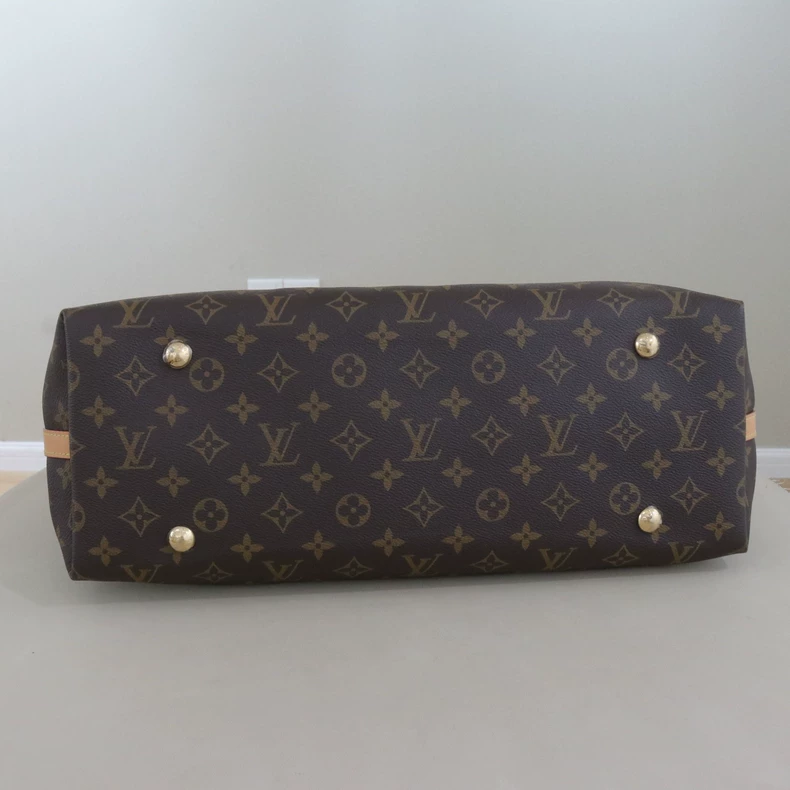 路易威登 CarryAll 中号手袋