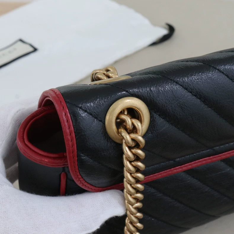 Gucci GG Marmont Matelassé Small Shoulder Bag