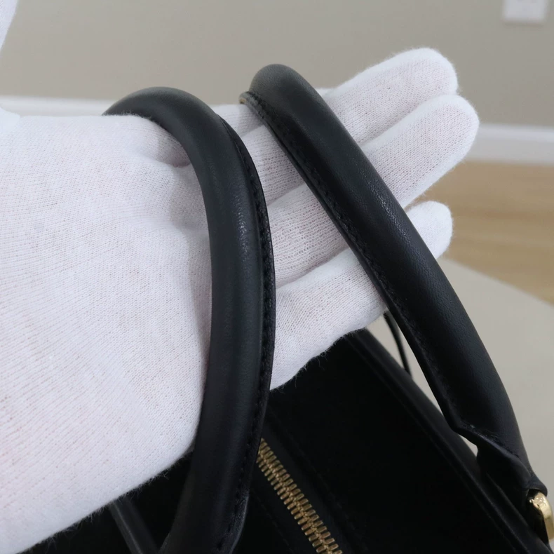 LOEWE Amazona 28 Suede Top Handle Bag