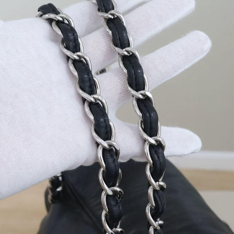 Chanel Gradient CC Logo Lambskin Chain Tote Bag